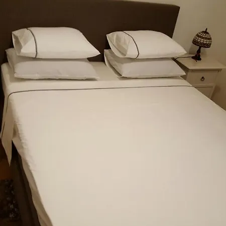 Bolema Apartment Split